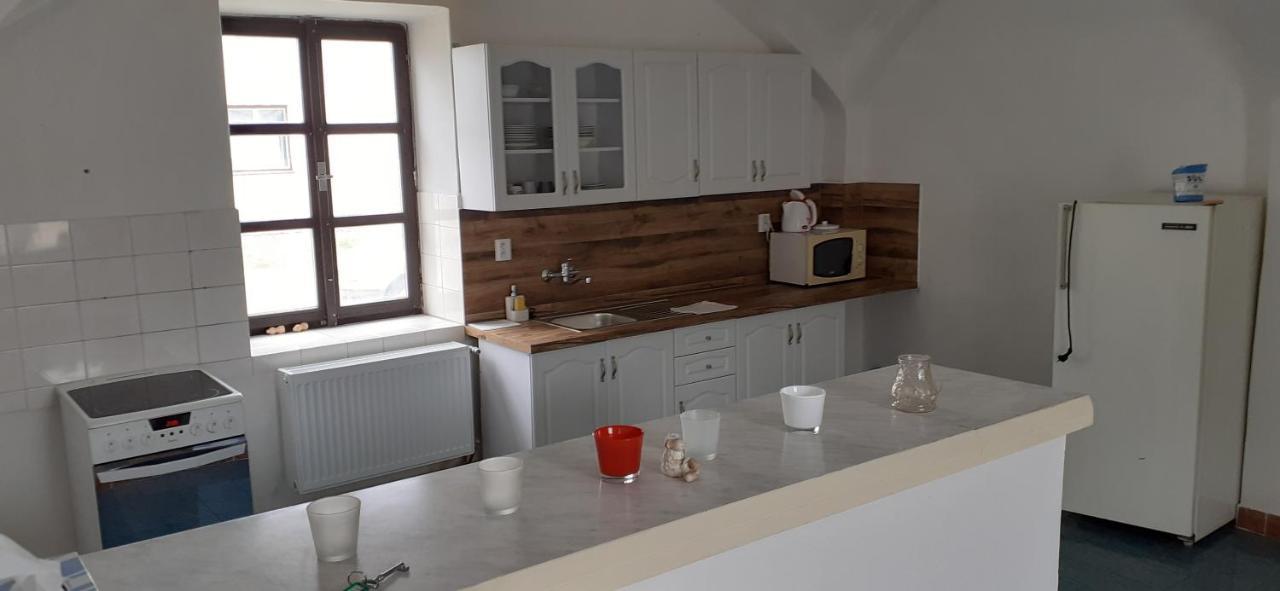 Villa Farma Macas à Lázně Bohdaneč Extérieur photo